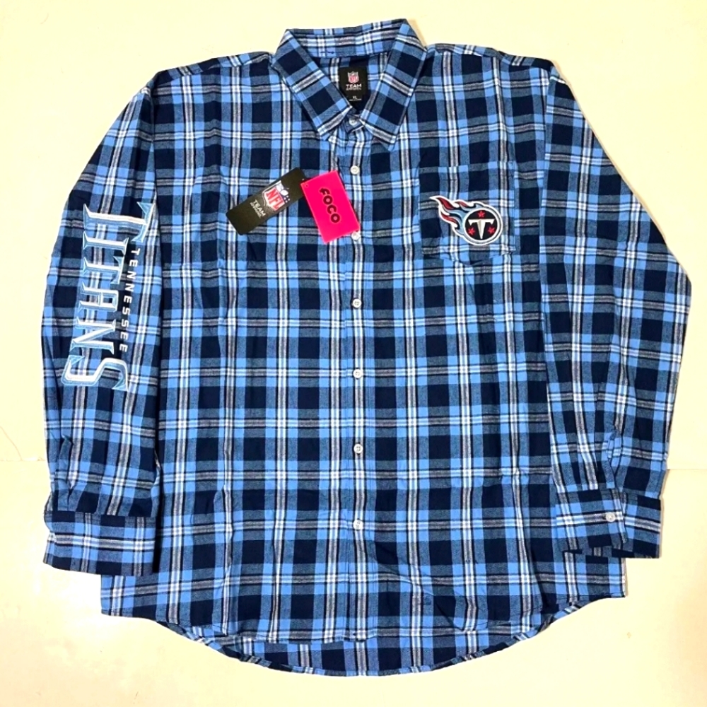 NWT- TN Titans Foco Mens Flannel Plaid Long Sleeve Button Up Shirt